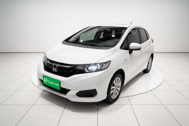 Ojetý Honda Fit 2018 1.5L CVT Comfort Sunroof Version