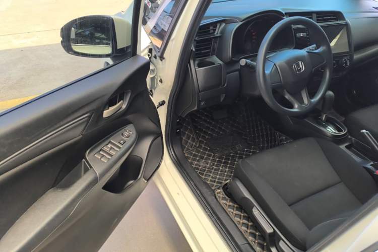 Used Honda Fit 2018 1.5L CVT Comfort Version Driver Seat
