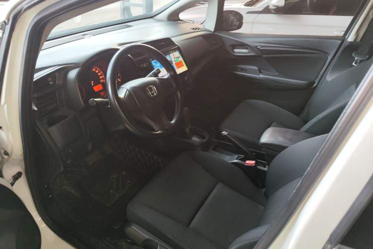 Used Honda Fit 2018 1.5L CVT Comfort Version Driver Seat