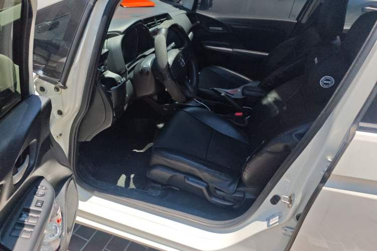 Used Honda Fit 2018 1.5L CVT Comfort Version Driver Seat