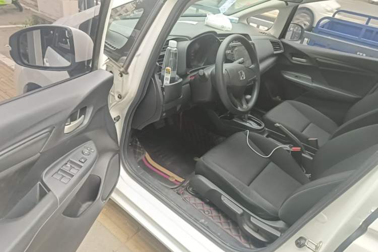 Used Honda Fit 2018 1.5L CVT Comfort Version Driver Seat