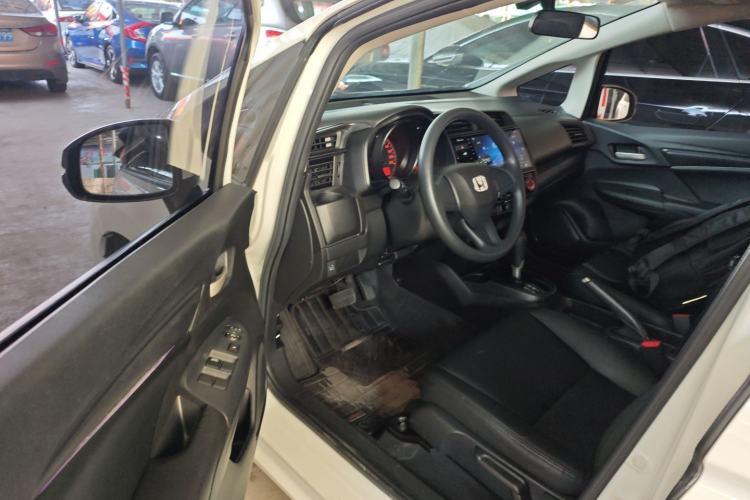 Used Honda Fit 2018 1.5L CVT Comfort Sunroof Version Driver Seat