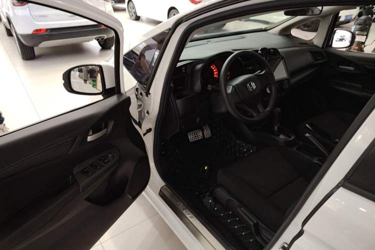 Used Honda Fit 2018 1.5L CVT Comfort Version Driver Seat