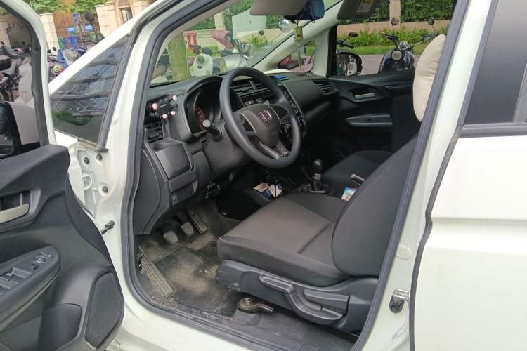 Used Honda Fit 2018 1.5L Manual Comfort Version Driver Seat