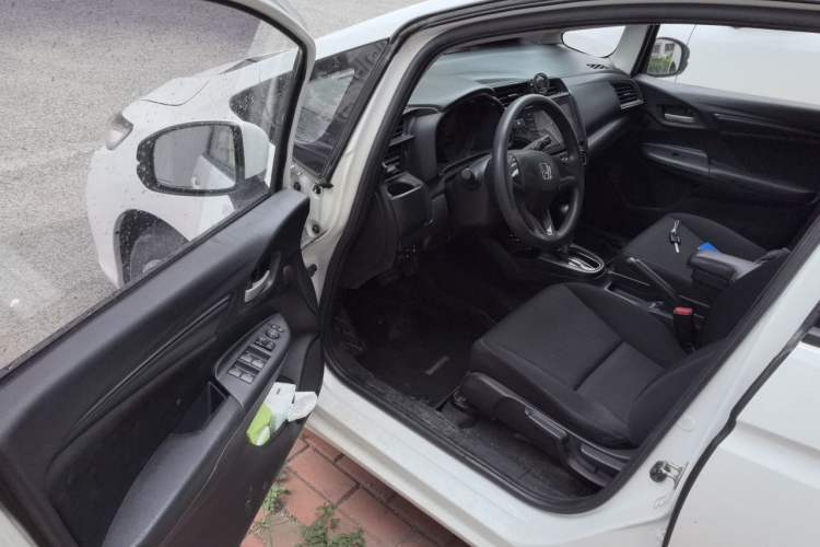 Used Honda Fit 2018 1.5L CVT Comfort Version Driver Seat