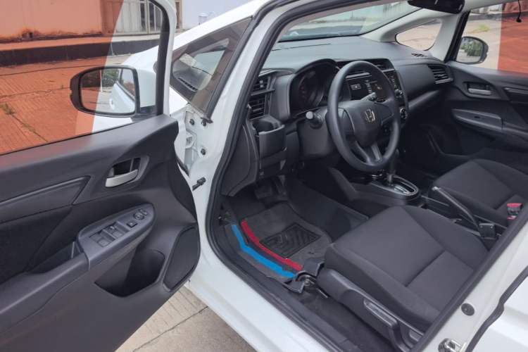 Used Honda Fit 2018 1.5L CVT Comfort Version Driver Seat