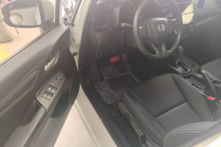 Used Honda Fit 2018 1.5L CVT Comfort Version Driver Seat