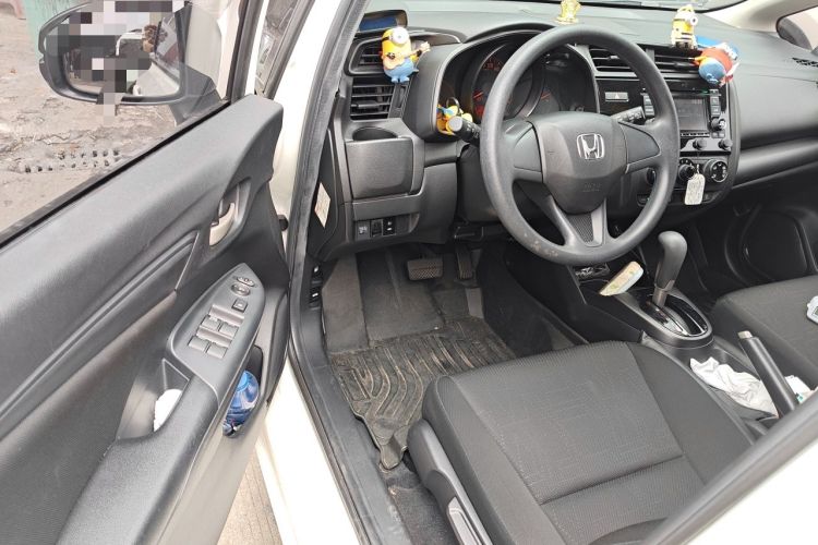 Used Honda Fit 2018 1.5L CVT Comfort Sunroof Version Driver Seat