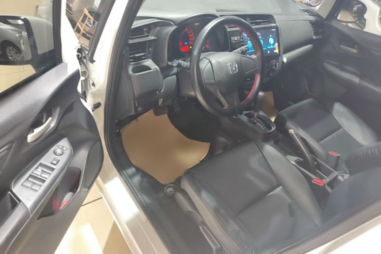 Used Honda Fit 2018 1.5L CVT Comfort Version Driver Seat