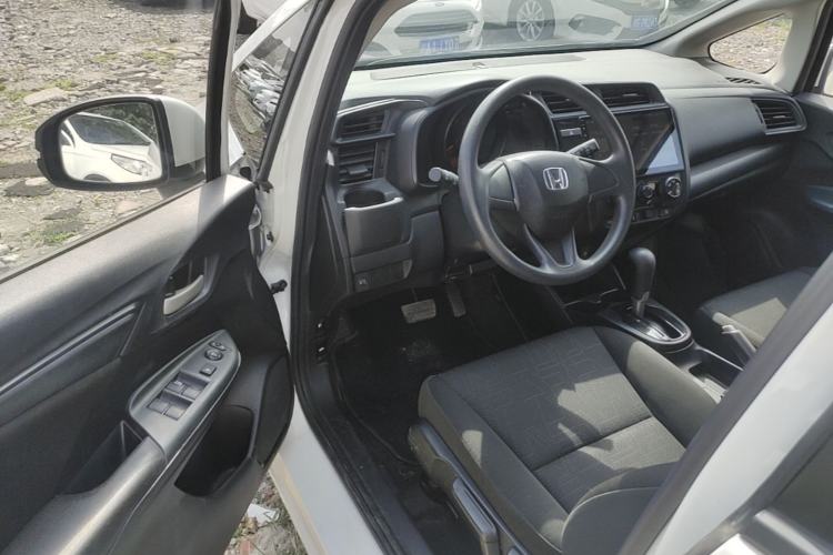 Used Honda Fit 2018 1.5L CVT Comfort Sunroof Version Driver Seat