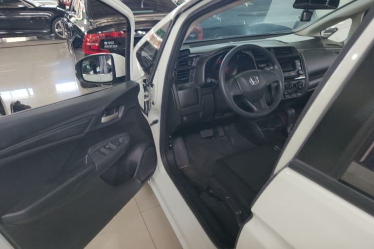 Used Honda Fit 2018 1.5L CVT Comfort Sunroof Version Driver Seat