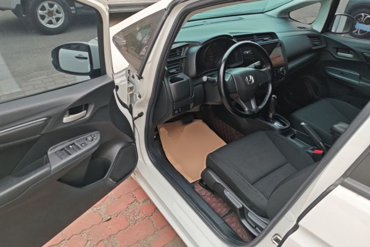 Used Honda Fit 2018 1.5L CVT Comfort Version Driver Seat