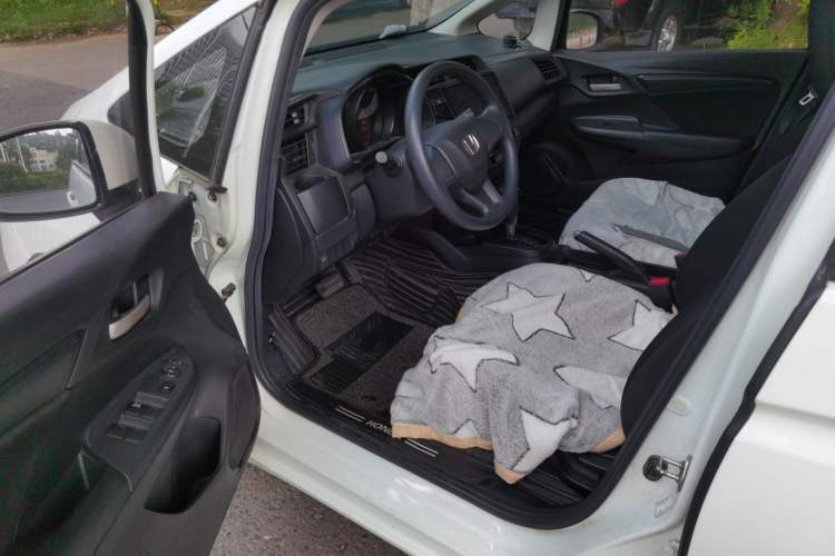 Used Honda Fit 2018 1.5L CVT Comfort Version Driver Seat