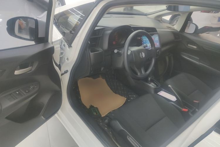 Used Honda Fit 2018 1.5L CVT Comfort Sunroof Version Driver Seat