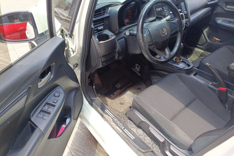 Used Honda Fit 2018 1.5L CVT Comfort Version Driver Seat