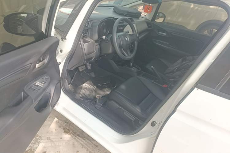 Used Honda Fit 2018 1.5L CVT Comfort Sunroof Version Driver Seat
