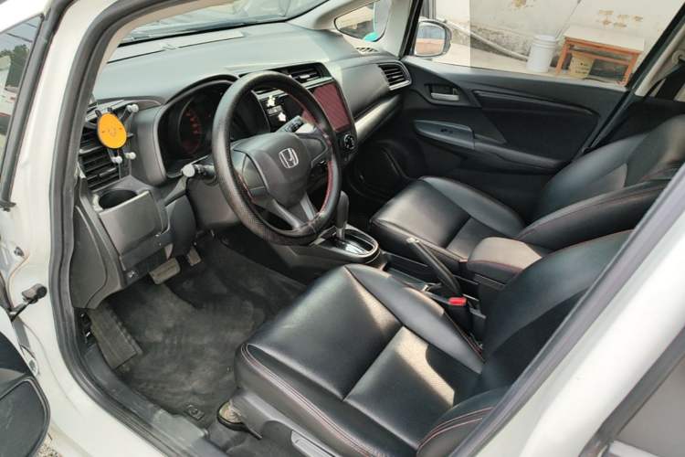 Used Honda Fit 2018 1.5L CVT Comfort Version Driver Seat