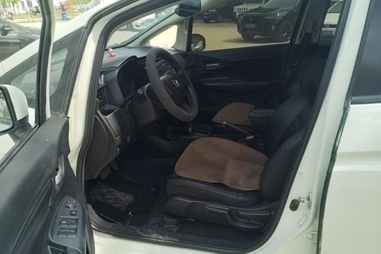 Used Honda Fit 2018 1.5L CVT Comfort Sunroof Version Driver Seat