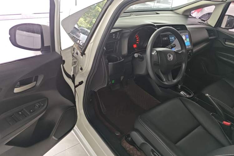 Used Honda Fit 2018 1.5L CVT Comfort Version Driver Seat