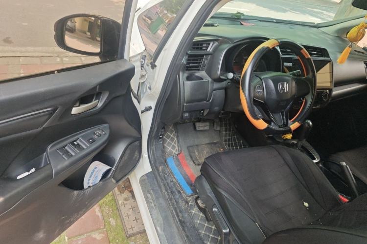 Used Honda Fit 2018 1.5L CVT Comfort Sunroof Version Driver Seat