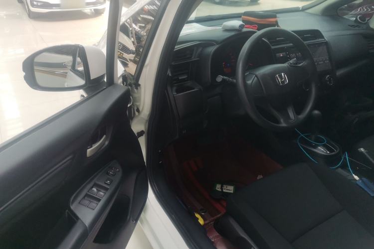 Used Honda Fit 2018 1.5L CVT Comfort Sunroof Version Driver Seat