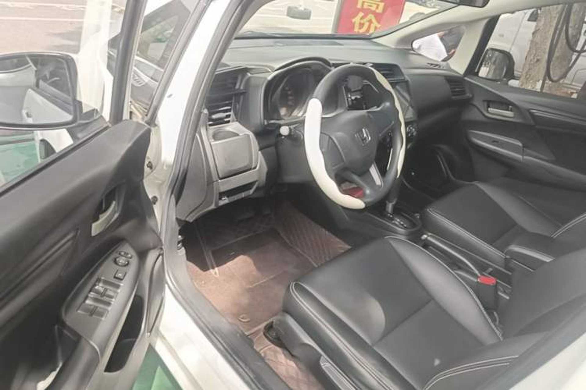 Used Honda Fit 2018 1.5L CVT Comfort Version Driver Seat