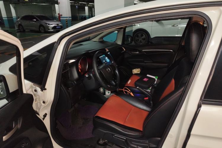 Used Honda Fit 2018 1.5L CVT Trendy Sports Edition Driver Seat