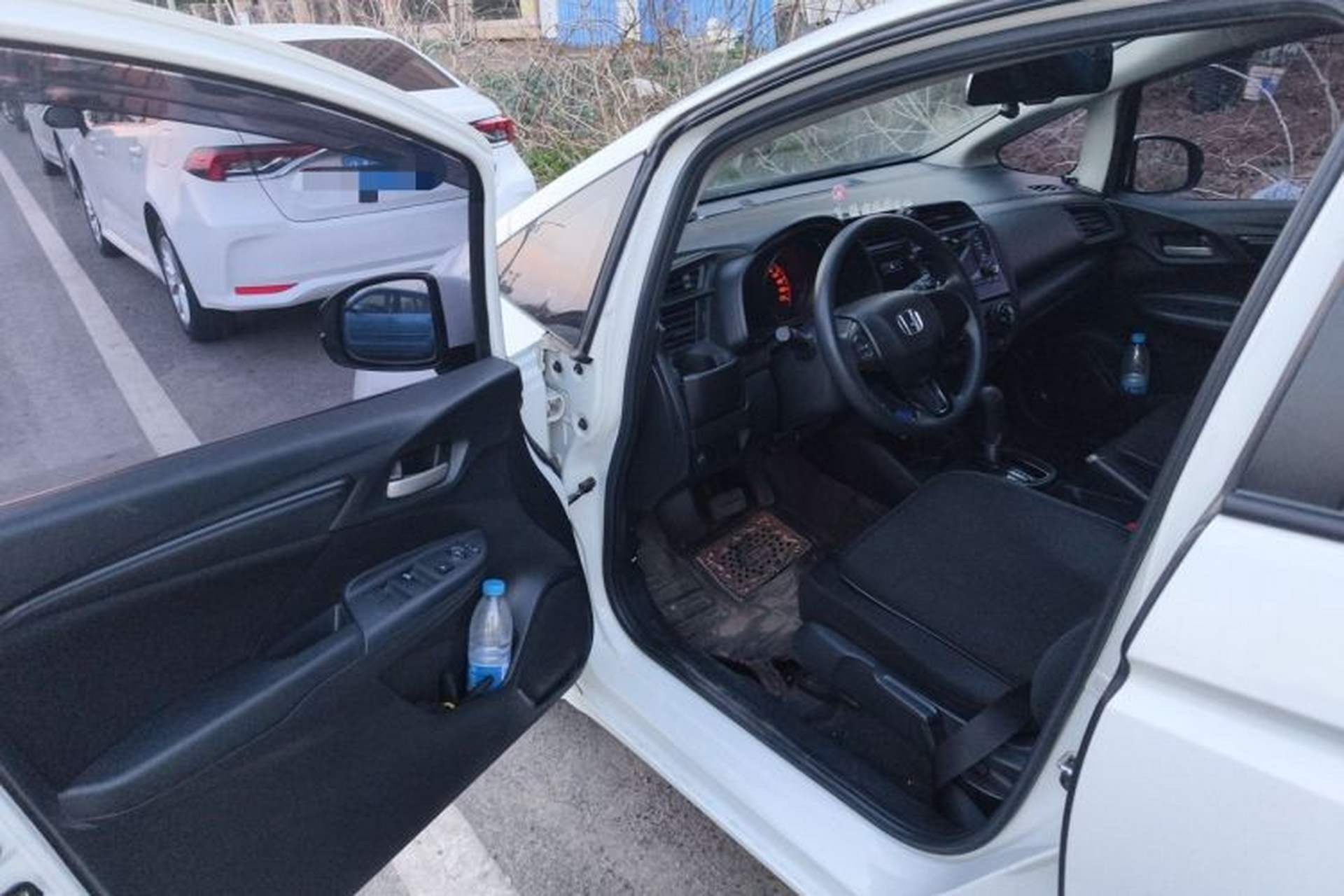 Used Honda Fit 2018 1.5L CVT Comfort Sunroof Version Driver Seat