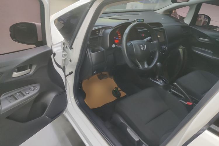 Used Honda Fit 2018 1.5L CVT Comfort Sunroof Version Driver Seat