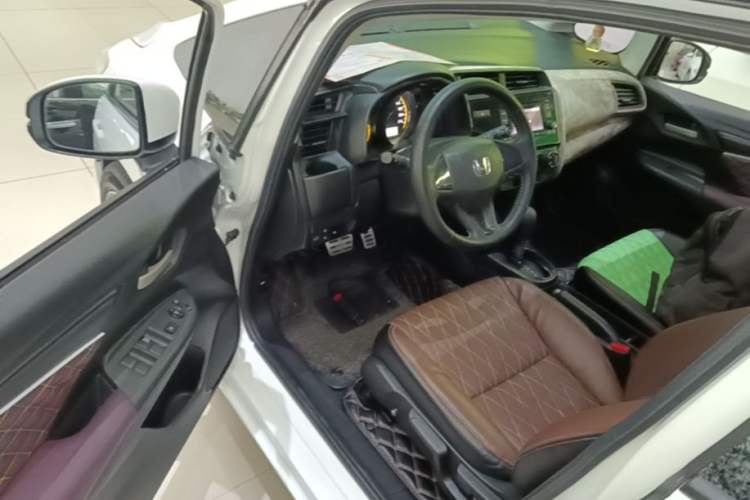Used Honda Fit 2018 1.5L CVT Comfort Version Driver Seat