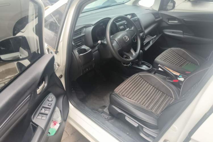 Used Honda Fit 2018 1.5L CVT Comfort Version Driver Seat