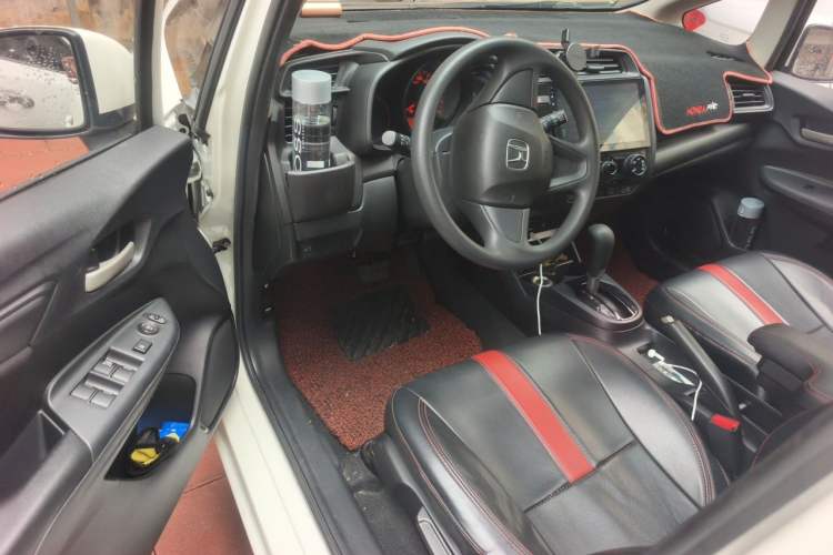 Used Honda Fit 2018 1.5L CVT Comfort Sunroof Version Driver Seat