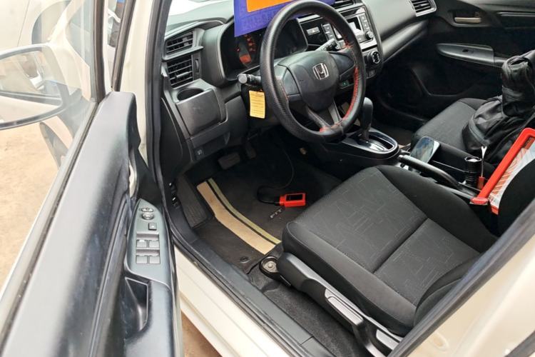 Used Honda Fit 2018 1.5L CVT Comfort Version Driver Seat