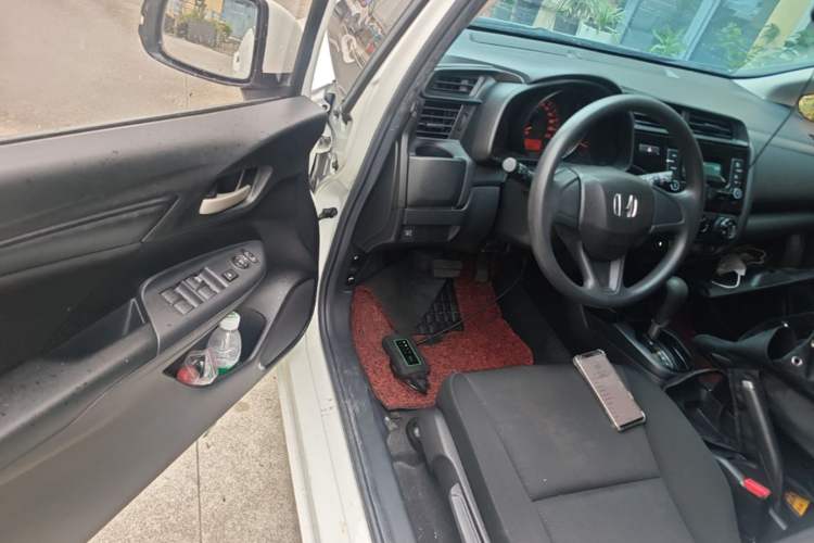 Used Honda Fit 2018 1.5L CVT Comfort Sunroof Version Driver Seat