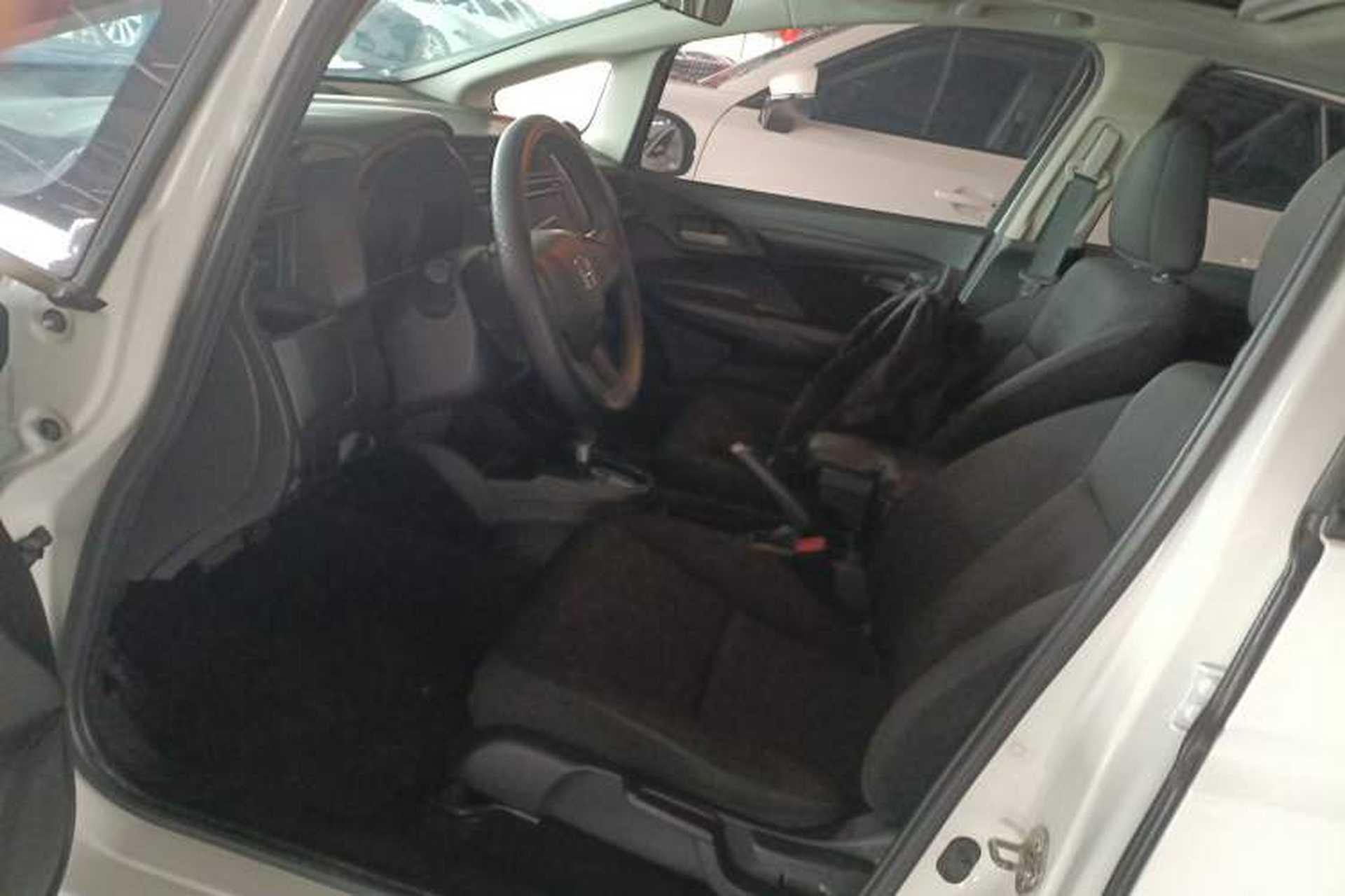 Used Honda Fit 2018 1.5L CVT Comfort Sunroof Version Driver Seat