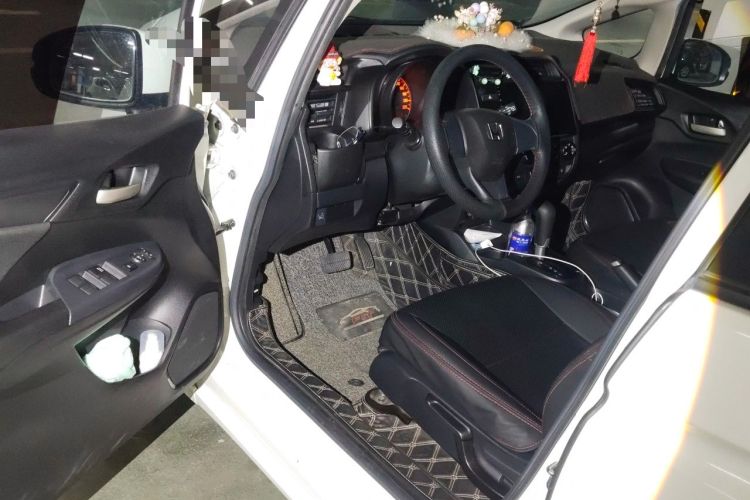 Used Honda Fit 2018 1.5L CVT Comfort Sunroof Version Driver Seat