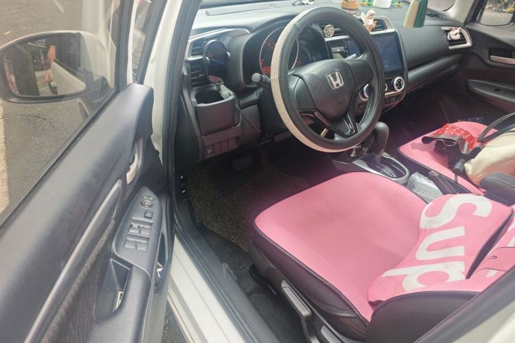 Used Honda Fit 2018 1.5L CVT Trendy Sports Edition Driver Seat