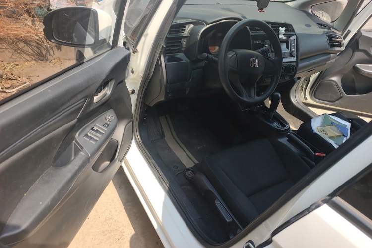 Used Honda Fit 2018 1.5L CVT Comfort Version Driver Seat