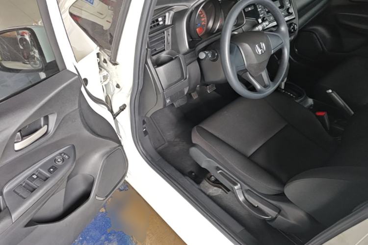 Used Honda Fit 2018 1.5L CVT Comfort Sunroof Version Driver Seat