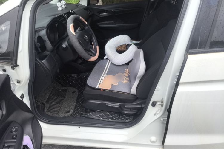 Used Honda Fit 2018 1.5L CVT Comfort Version Driver Seat