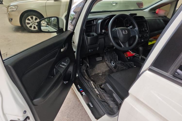 Used Honda Fit 2018 1.5L CVT Comfort Version Driver Seat