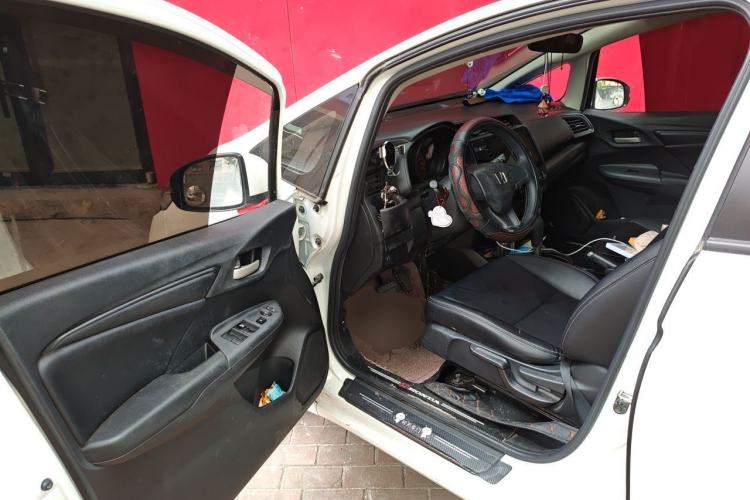 Used Honda Fit 2018 1.5L CVT Comfort Sunroof Version Driver Seat
