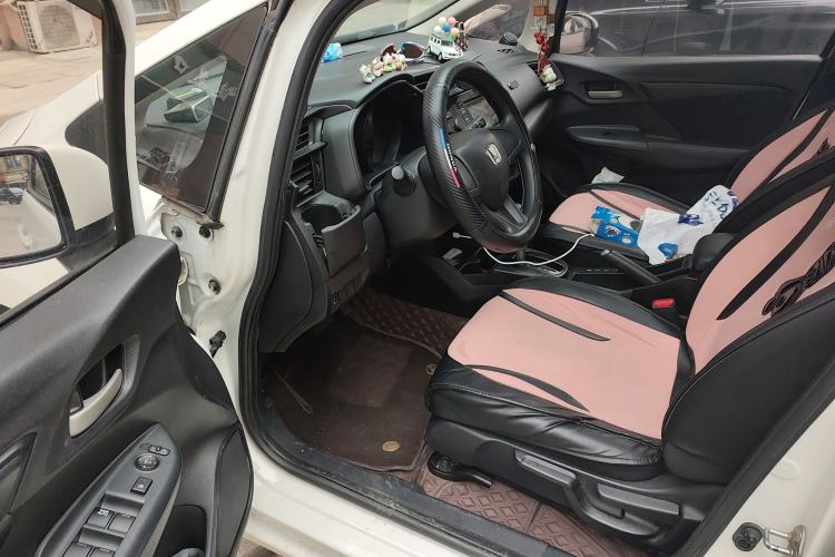 Used Honda Fit 2018 1.5L CVT Comfort Sunroof Version Driver Seat