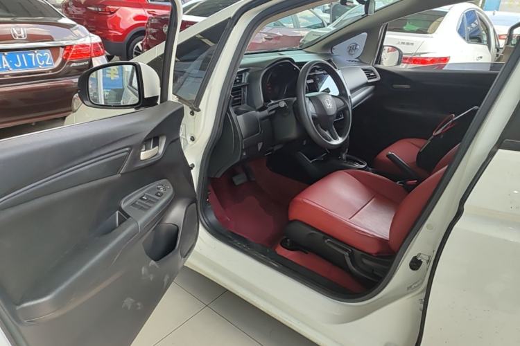 Used Honda Fit 2018 1.5L CVT Comfort Version Driver Seat