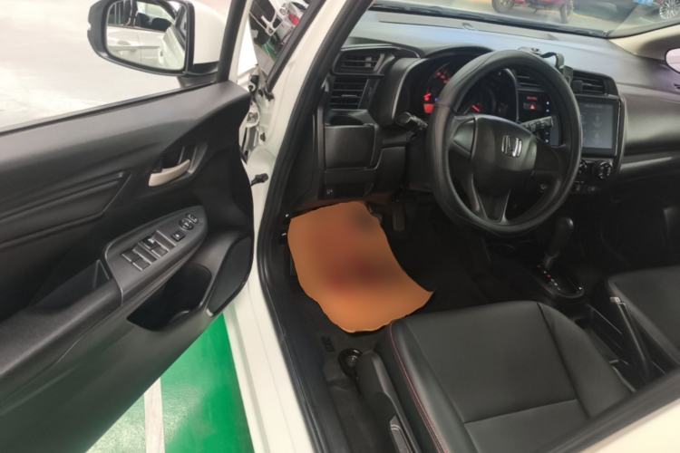 Used Honda Fit 2018 1.5L CVT Comfort Sunroof Version Driver Seat