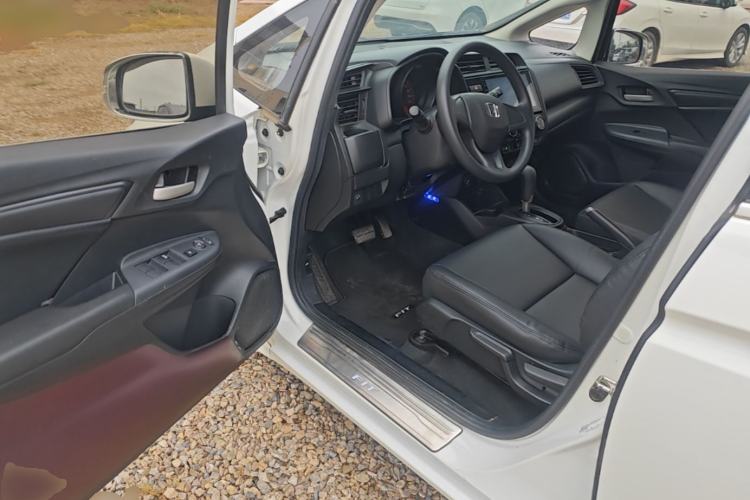 Used Honda Fit 2018 1.5L CVT Comfort Sunroof Version Driver Seat