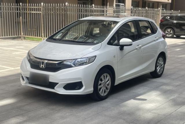 Ojetý Honda Fit 2018 1.5L CVT Comfort Sunroof Version