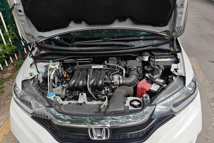 Used Honda Fit 2018 1.5L CVT Comfort Sunroof Version Engine Bay