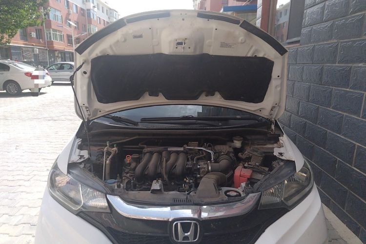 Used Honda Fit 2018 1.5L CVT Comfort Sunroof Version Engine Bay