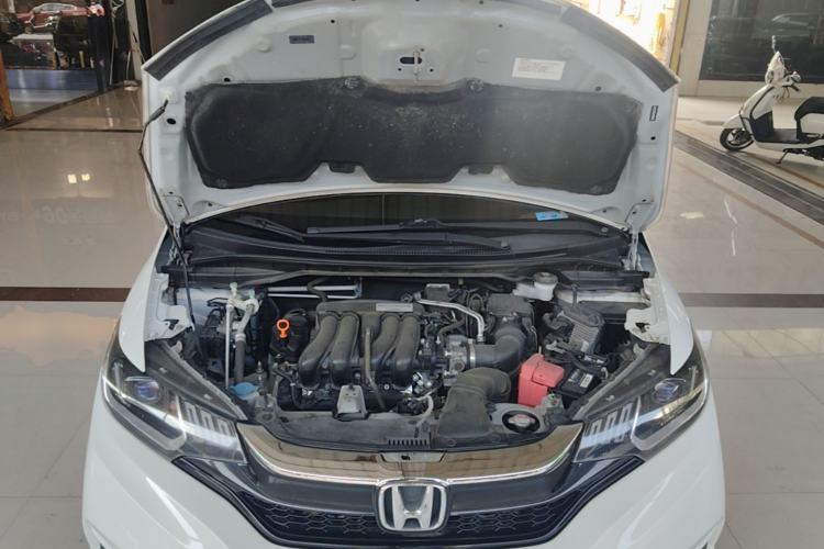 Used Honda Fit 2018 1.5L CVT Comfort Version Engine Bay